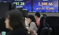 AI应用题材午后走强，海天瑞声20%涨停